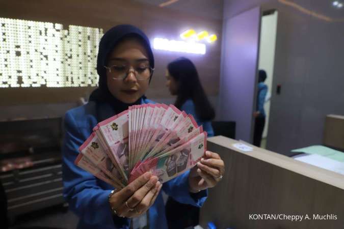 Catat Petunjuk Tukar Valas dan juga juga Kurs Dollar-Rupiah di area pada Bank Mandiri pada Kamis (11/7)